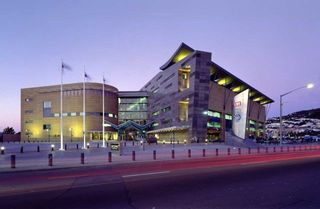 Te-Papa-at-dusk.jpg